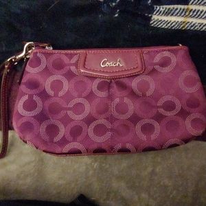 💜 Beautiful Purple Coach Wristlet Wallet